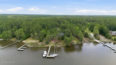308 Vicksburg Court Havelock NC 28532