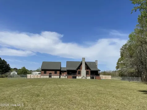 984 Mill Hole Road Washington NC 27889