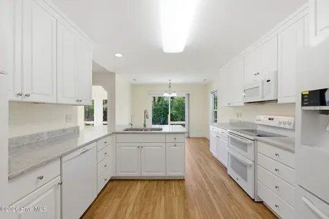 1007 Barkentine Drive New Bern NC 28560
