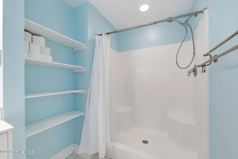 1007 Barkentine Drive New Bern NC 28560