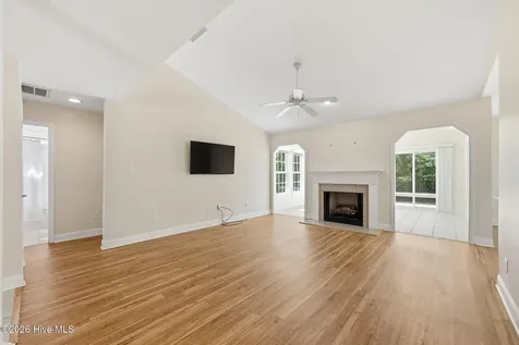 1007 Barkentine Drive New Bern NC 28560