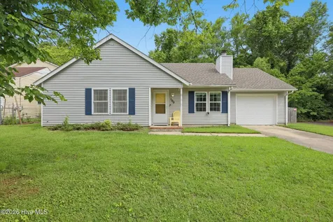 100 Hampton Court Jacksonville NC 28546