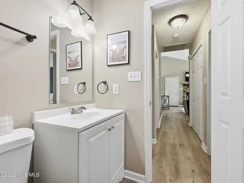100 Hampton Court Jacksonville NC 28546