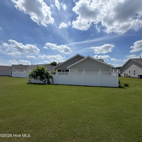 3307 Honeysuckle Drive Winterville NC 28590