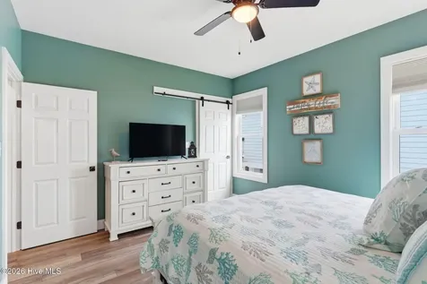5205 E Pelican Drive Oak Island NC 28465