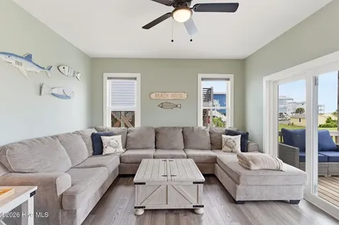 5205 E Pelican Drive Oak Island NC 28465