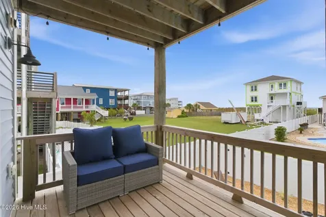 5205 E Pelican Drive Oak Island NC 28465