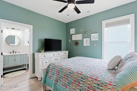 5205 E Pelican Drive Oak Island NC 28465