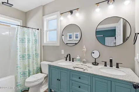 5205 E Pelican Drive Oak Island NC 28465