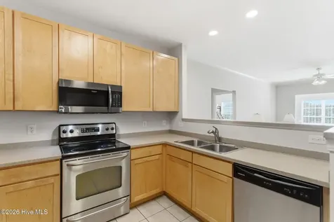1521 Cadfel Court Wilmington NC 28412