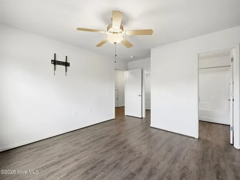 210 Boyington Place Road Midway Park NC 28544