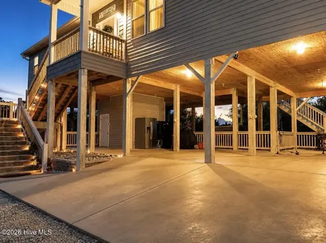 7120 Canal Drive Emerald Isle NC 28594
