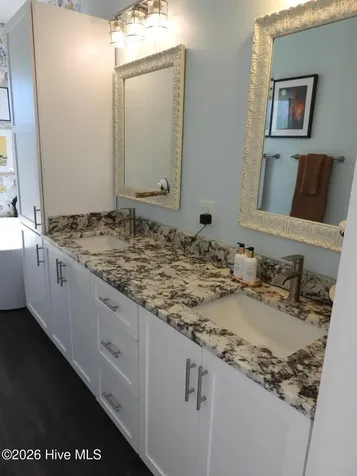 7120 Canal Drive Emerald Isle NC 28594