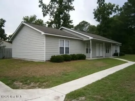 231 Lakewood Drive Jacksonville NC 28546