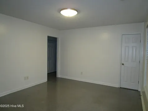 231 Lakewood Drive Jacksonville NC 28546