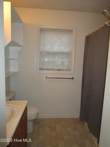 231 Lakewood Drive Jacksonville NC 28546