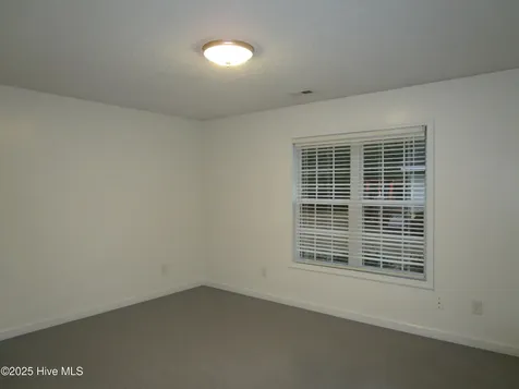 231 Lakewood Drive Jacksonville NC 28546