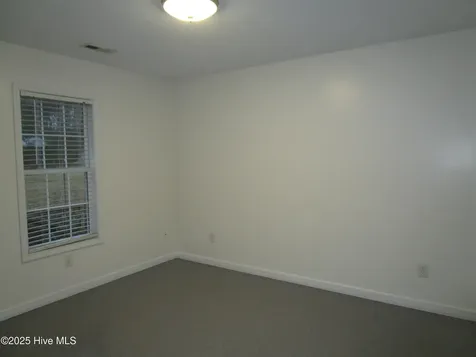 231 Lakewood Drive Jacksonville NC 28546