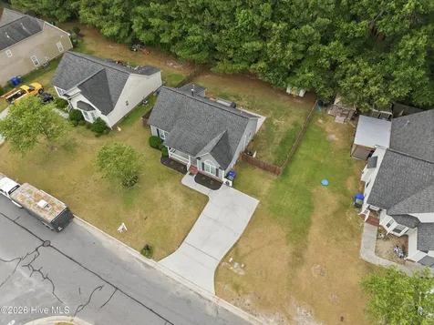 1248 Bristolmoor Drive Winterville NC 28590
