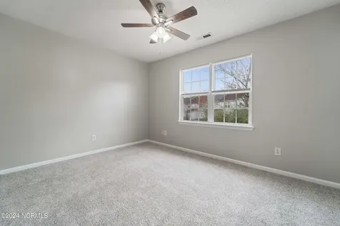 1072 W Pueblo Drive Jacksonville NC 28546
