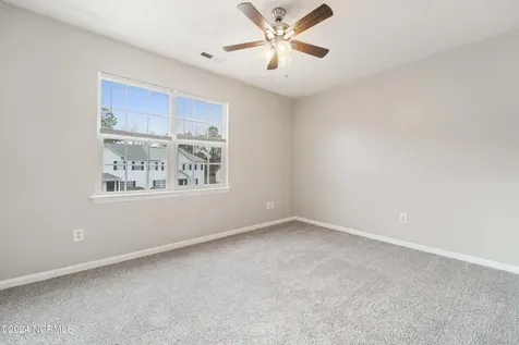 1072 W Pueblo Drive Jacksonville NC 28546