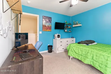 26 Fresh Air Drive Hampstead NC 28443