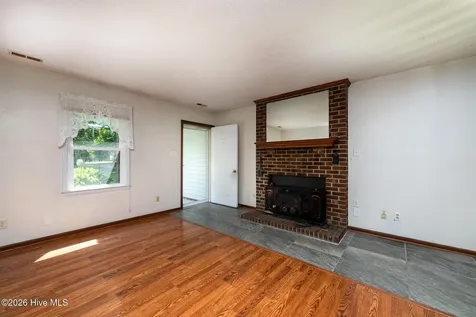 5101 Sand Ridge Road New Bern NC 28560