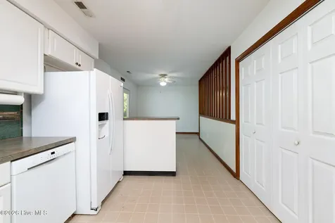 5101 Sand Ridge Road New Bern NC 28560