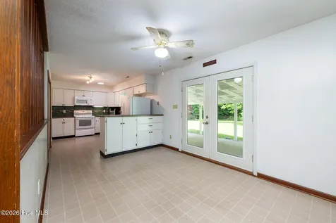 5101 Sand Ridge Road New Bern NC 28560