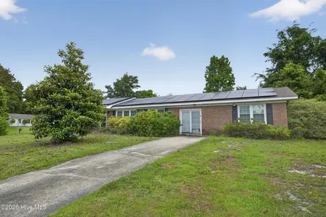 103 Ike Drive Wilmington NC 28409