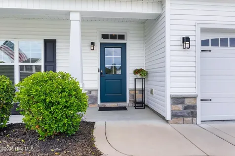 1801 Deerberry Court Aberdeen NC 28315