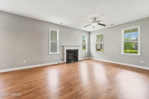 607 Drummond Grove Lane Jacksonville NC 28546