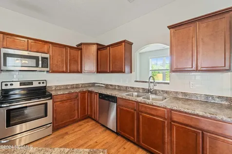607 Drummond Grove Lane Jacksonville NC 28546