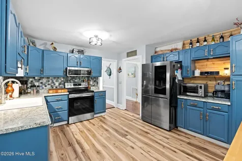 504 Periwinkle Way Caswell Beach NC 28465