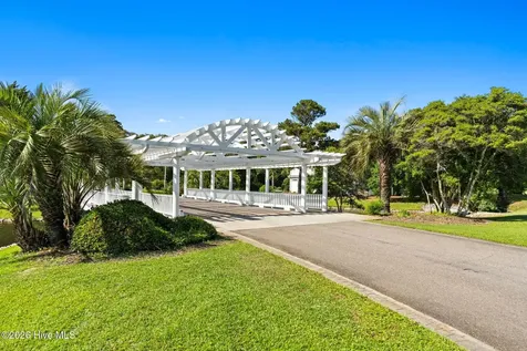 504 Periwinkle Way Caswell Beach NC 28465