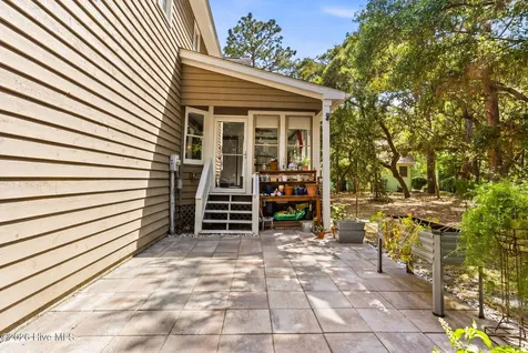 504 Periwinkle Way Caswell Beach NC 28465