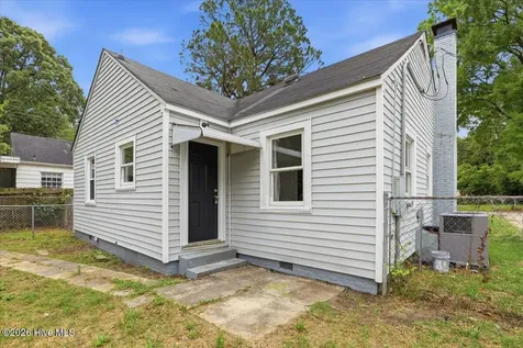 1313 Maple Street Goldsboro NC 27530