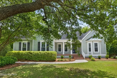 7037 Cayman Court Wilmington NC 28405