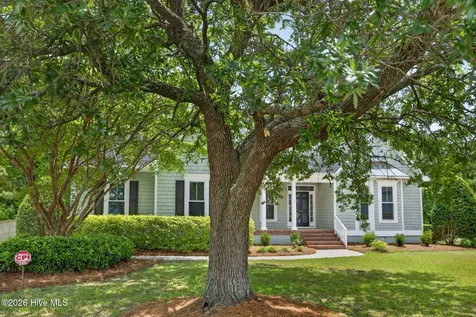 7037 Cayman Court Wilmington NC 28405