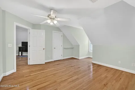 7037 Cayman Court Wilmington NC 28405