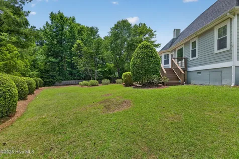 7037 Cayman Court Wilmington NC 28405