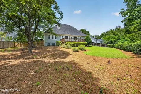 7037 Cayman Court Wilmington NC 28405
