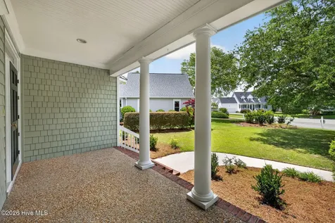 7037 Cayman Court Wilmington NC 28405