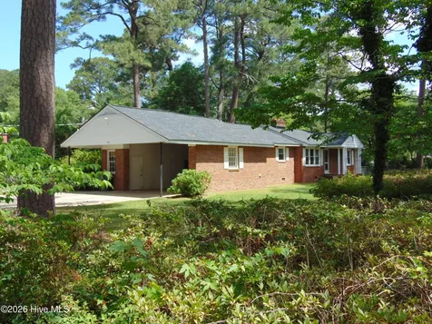 300 Oakdale Road Rocky Mount NC 27804