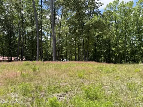 979 Aiken Road Vass NC 28394