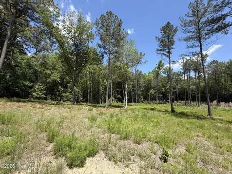 979 Aiken Road Vass NC 28394
