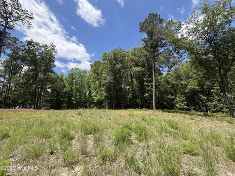 979 Aiken Road Vass NC 28394