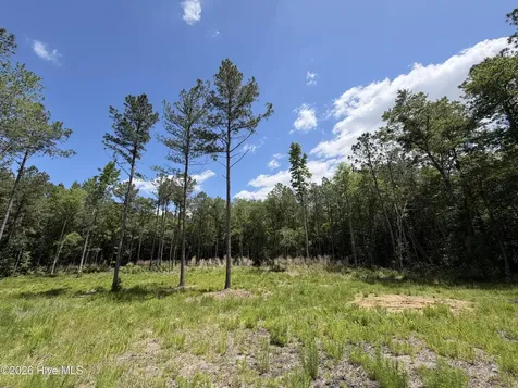 979 Aiken Road Vass NC 28394