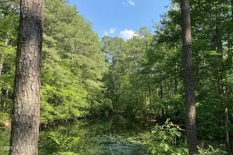 979 Aiken Road Vass NC 28394