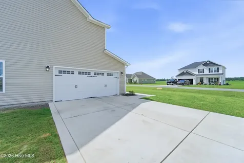 700 Puppy Drum Lane Maysville NC 28555